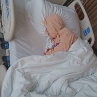 UPDATE 16.05.2025 – Elena se recuperează după intervenția complexă
